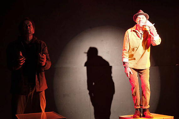 Th��tre: � la ligne, de Joseph Ponthus, mise en sc�ne de Jo Boegli, costumes Karine Dubois
