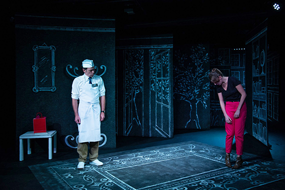 Th��tre: La Ville, mise en sc�ne de Jo Boegli, costumes Karine Dubois, de Martin Crimp