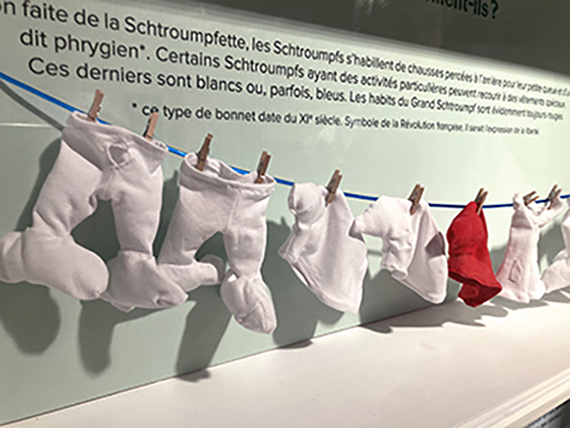 Pantalon et bonnets de Schtroumpfs