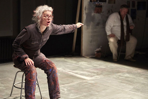 Th��tre: Tableau d'une ex�cution, de Howard Barker, mise en sc�ne de Vincent Bonillo, costumes Karine Dubois, photo de Martin Reeve