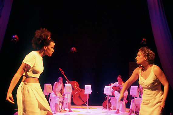 Spectacle musical: Tango Nuevo du Boulouris 5, Jocelyne Rudasigwa et St�phanie Joseph