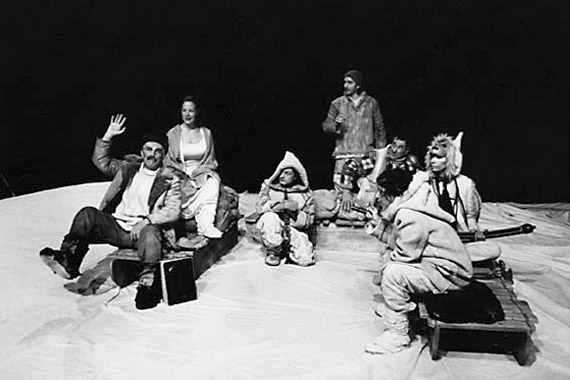 Th��tre: Sagigsisim�rnapok, mise en sc�ne de Georges Brasey